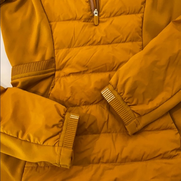 Lululemon 1/2 zip pullover size 0 - Picture 3 of 5